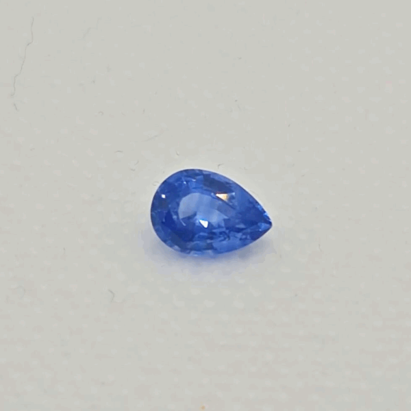 Saphir Poire 1.24 CTS
